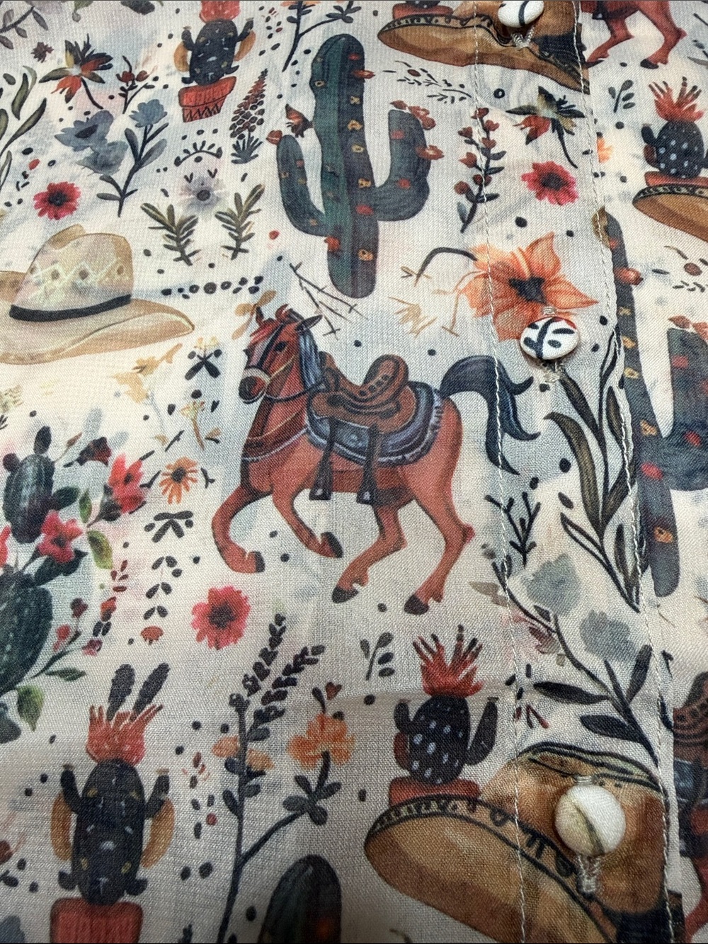 NWT Western Chiffon Desert Print Button-Down Shirt Beige Cactus Pattern - Picture 5 of 5